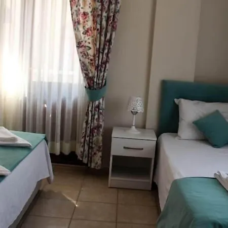 Terrace داليان